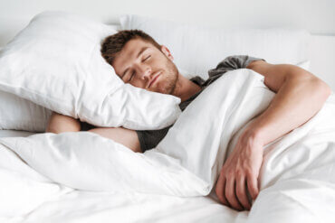 Conoce según la ciencia qué es más importante: ¿dormir o entrenar?