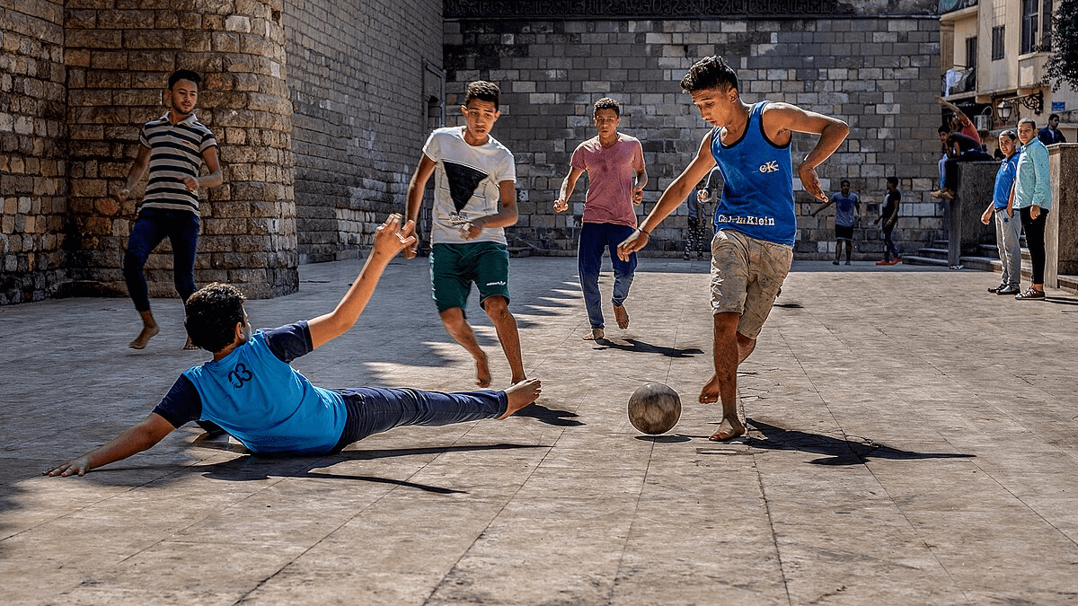 Fútbol callejero.