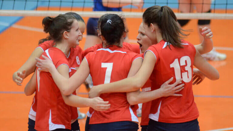 indumentaria y reglas del voleibol