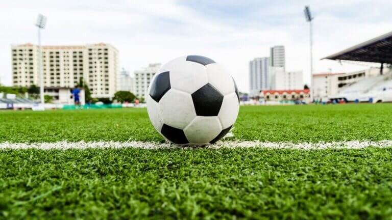 25 tipos de balones de fútbol, medidas y para qué sirve cada uno